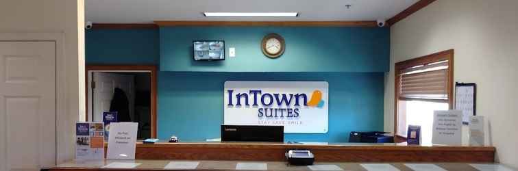 Lobby InTown Suites Extended Stay Albuquerque