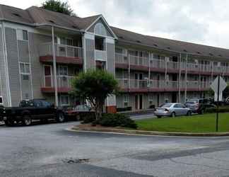 Bangunan 2 InTown Suites Extended Stay Athens GA - University of Georgia