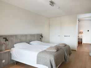 Kamar Tidur 4 Modern Apartment in The Hague With Balcony