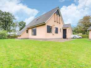 Exterior 4 Serene Holiday Home in Gaasterlan-sleat With Garden