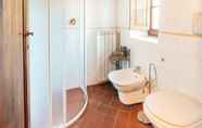 In-room Bathroom 3 Cosy Home in San Casciano in Val di Pesa, Chianti, Florence