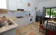 Kamar Tidur 7 Inviting Holiday Home in Montemor-o-novo With Pool