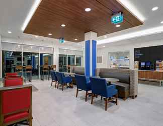 Sảnh chờ 2 Holiday Inn Express & Suites Port Elgin, an IHG Hotel