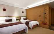 Kamar Tidur 4 New Century Kylie Hotel Ningbo