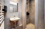 In-room Bathroom 5 Fancy Holiday Home in Sainte-cecile With Pool House & Indoor Pool