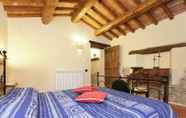 Kamar Tidur 7 Homely Farmhouse With Swimming Pool,garden, Patio, Fireplace