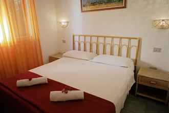 Kamar Tidur 4 Villaggio Marlusa