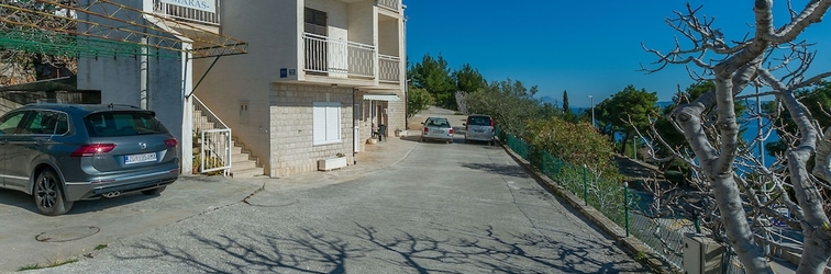 Exterior Apartments Maras