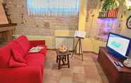 Lobby 4 Holiday Home in Cagli With Swimming Pool and Fenced Garden