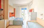 Bilik Tidur 4 Modern Apartment in Rimini With Balcony