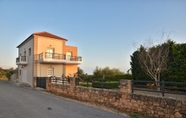 Bangunan 6 Navarino Captain's Villa - Luxury Seaside Retreat