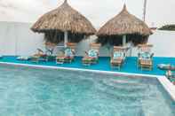 Kolam Renang Ocean Front Property - Villa 4 Aruba w pool view