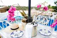 Lobby Ocean Front Property - Villa 5 Aruba Stunning