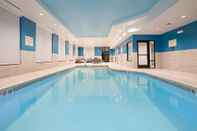 Swimming Pool Hampton Inn & Suites Watsonville