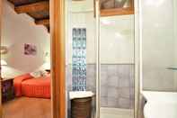 In-room Bathroom Holidaycasa Rinaldo - A due Passi dal Mare