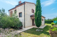 Exterior Beautiful Authentic Stone Holiday House With Private Swimming Pool and Garden