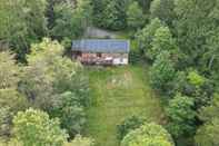 Exterior Creekview Cabin - A Perfect Escape