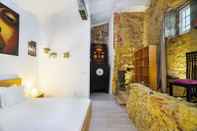 Phòng ngủ Alfama Luxuy Loft