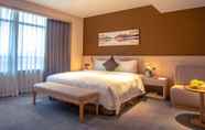 Kamar Tidur 4 Shundi SHY Hotel Jinshan Lake Zhenjiang