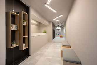 Lobi 4 Thisean Modern Suites by Athens Stay