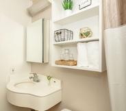 In-room Bathroom 6 InTown Suites Extended Stay Dallas TX - North Richland Hills