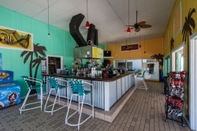 Bar, Cafe and Lounge Long Beach Resort by iTrip Panama City Beach