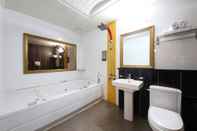 Toilet Kamar Muintel Hyu