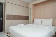 Bedroom Comfortable and Homey Studio Apartment at Kebagusan City