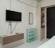 Bedroom 7 Comfortable and Homey Studio Apartment at Kebagusan City