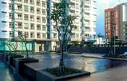 สระว่ายน้ำ 6 Best View and Spacious 2BR Green Bay Pluit Apartment