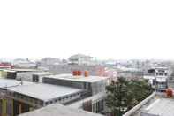 Nearby View and Attractions Minimalist 3BR Gateway Cicadas Ahmad Yani Apartment