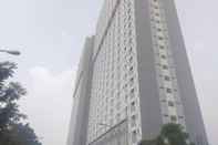 Exterior Best Price Studio Apartment at Gunung Putri Square