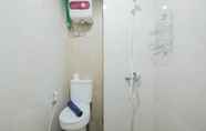 ห้องน้ำภายในห้อง 4 Clean Studio Apartment @ Grand Dhika City