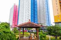 Luar Bangunan Comfy 2BR Apartment at Green Pramuka City