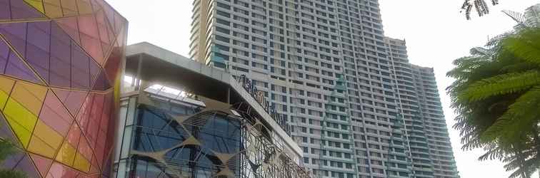 Exterior City View Studio Apartment at Grand Kamala Lagoon