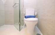 Toilet Kamar 3 New Furnished 1BR Apartment at Gold Coast near PIK