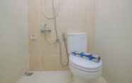 Toilet Kamar 4 Best Price Modern Studio Apartment at Nifarro Park