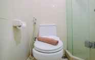 Toilet Kamar 5 Modern and Comfortable 1BR at Casa Grande Apartment