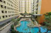 Kolam Renang Contemporary Studio Apartment at Kebagusan City