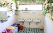 Toilet Kamar 2 Minshuku Robinson