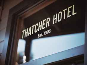 Lobi 4 Thatcher Hotel