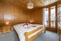 Kamar Tidur Chalet La Caleche