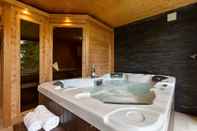 สิ่งอำนวยความสะดวกด้านความบันเทิง Chalet Teremok - Hot Tub & Sauna - Great for Families
