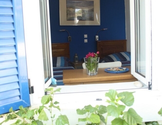 Others 2 Alkistis Cozy By The Beach Apt in Ikaria Island, Therma Ground Floor