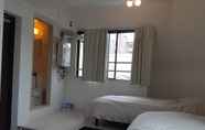 Kamar Tidur 2 Guest house Shijo K12