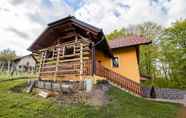 Exterior 5 Holiday Home Blue Sky