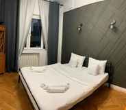 Bedroom 5 Homey - Strada Ion Brezoianu 11