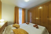 Bedroom Luxury Villa Lucia with heated pool