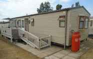 Exterior 2 2 Bedroom two Bathroom Sunset Lodge Heachambeach