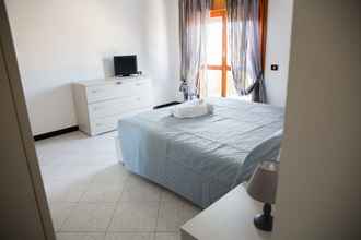 Bedroom 4 Comfortable Apartment - Quartu - close to Poetto Beach